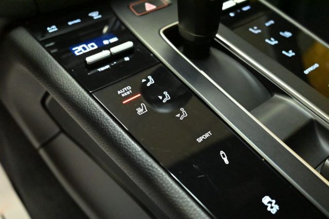 PORSCHE Macan usata 180