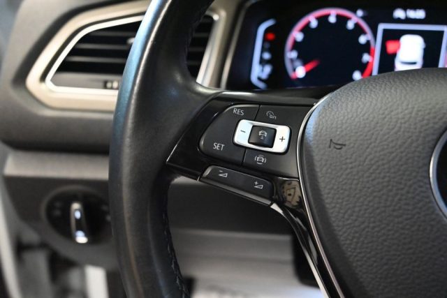 VOLKSWAGEN T-Roc usata 40