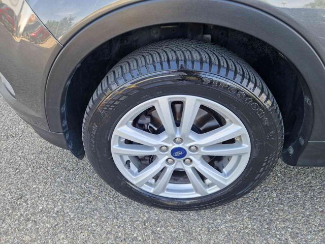 FORD Kuga usata, con USB