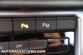 VOLKSWAGEN T-Roc usata, con Sedile posteriore sdoppiato