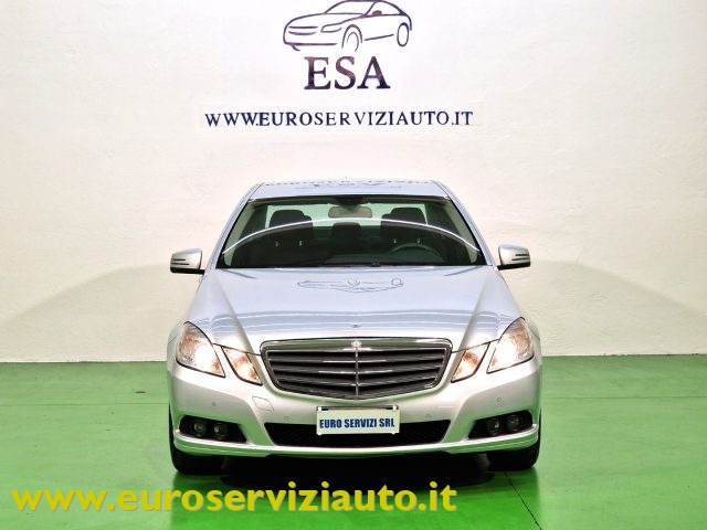 MERCEDES-BENZ E 220 usata, con Boardcomputer