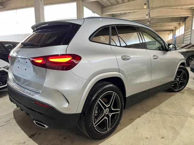 MERCEDES-BENZ GLA 200 usata, con Alzacristalli elettrici