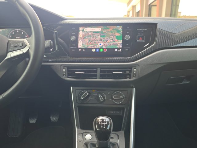 VOLKSWAGEN Taigo usata, con MP3