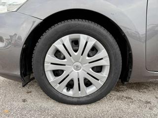 TOYOTA Auris usata, con Bluetooth