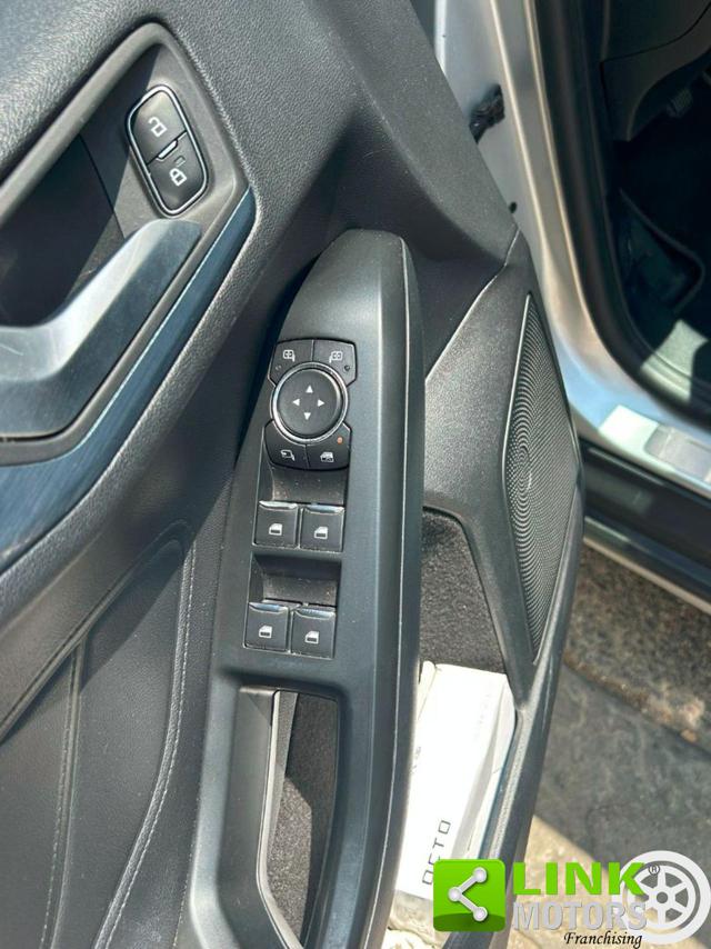 FORD Focus usata, con MP3