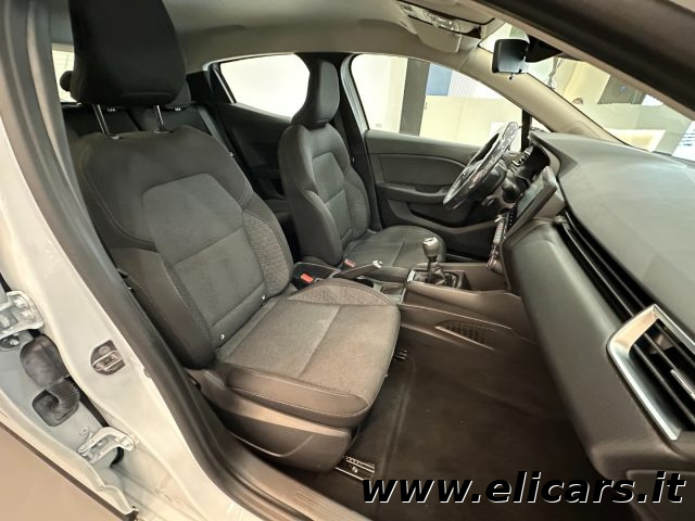 RENAULT Clio usata, con Touch screen