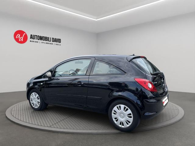 OPEL Corsa usata, con Airbag laterali