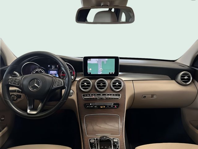 MERCEDES-BENZ C 220 usata, con Regolazione elettrica sedili