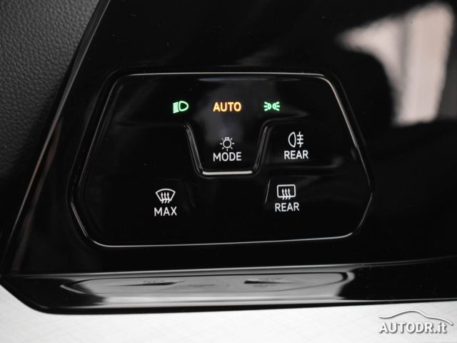 VOLKSWAGEN Golf Variant usata, con Sensori di parcheggio anteriori