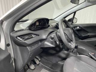 PEUGEOT 208 usata 29