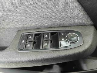 RENAULT Clio usata, con Sensori di parcheggio posteriori