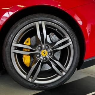 FERRARI Portofino usata, con Sensori di parcheggio posteriori