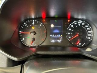 RENAULT Clio usata, con Hill holder