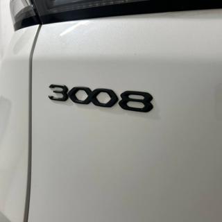 PEUGEOT 3008 usata, con Sensori di parcheggio anteriori