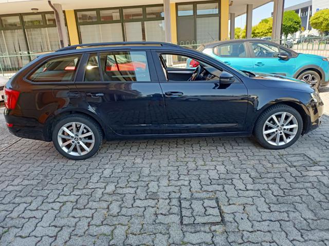 SKODA Octavia usata, con Park Distance Control
