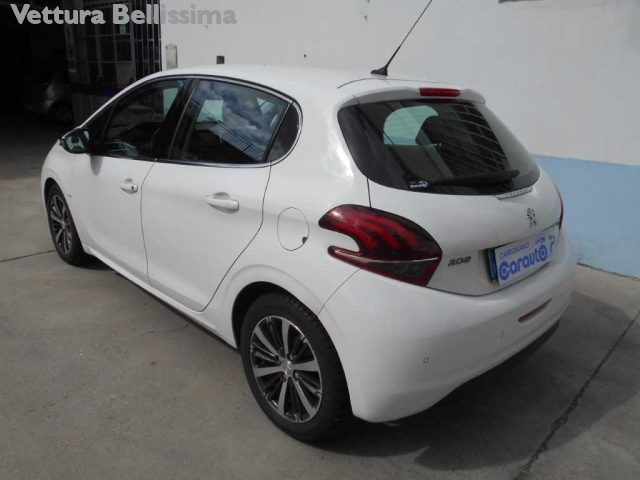 PEUGEOT 208 usata, con Cerchi in lega