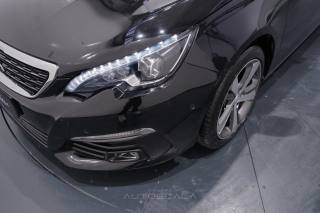 PEUGEOT 308 usata, con Head-up display