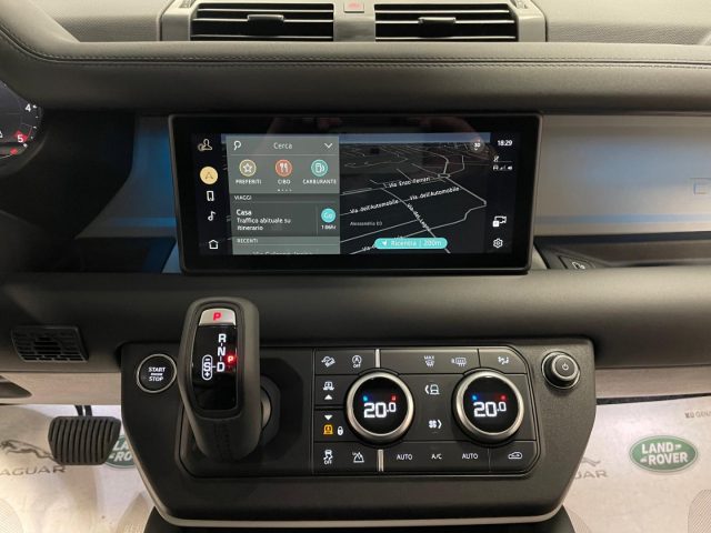 LAND ROVER Defender usata, con Sistema di navigazione