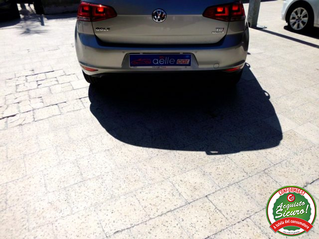VOLKSWAGEN Golf usata, con Frenata d