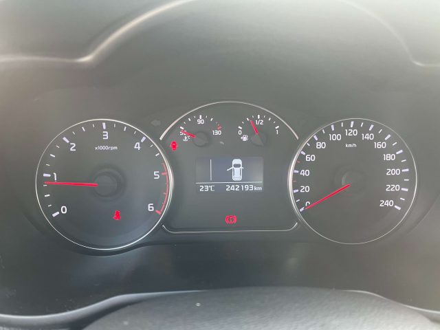 KIA Carens usata, con Fendinebbia