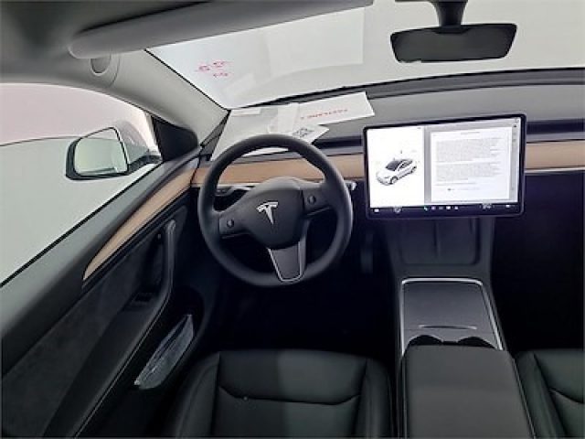 TESLA Model Y usata, con Controllo trazione