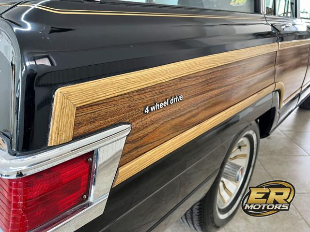 JEEP Wagoneer usata 25
