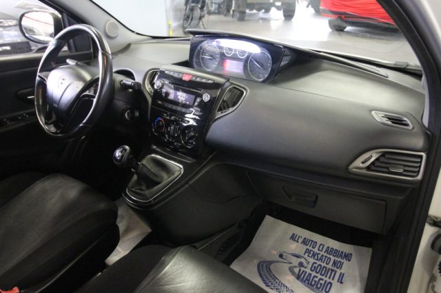 LANCIA Ypsilon usata, con Controllo trazione