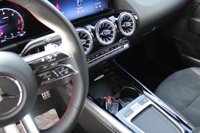MERCEDES-BENZ GLA 220 usata, con Controllo trazione