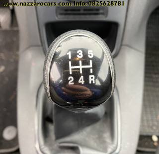 FORD Fiesta usata, con Lettore CD