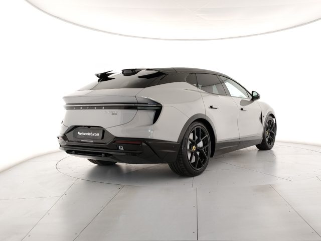LOTUS Eletre usata, con Autoradio