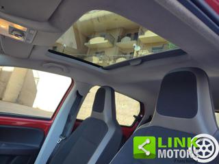 VOLKSWAGEN up! usata 18