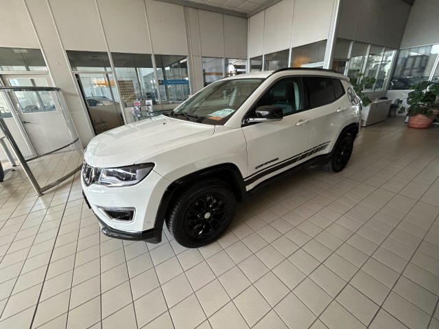 JEEP Compass usata, con Autoradio