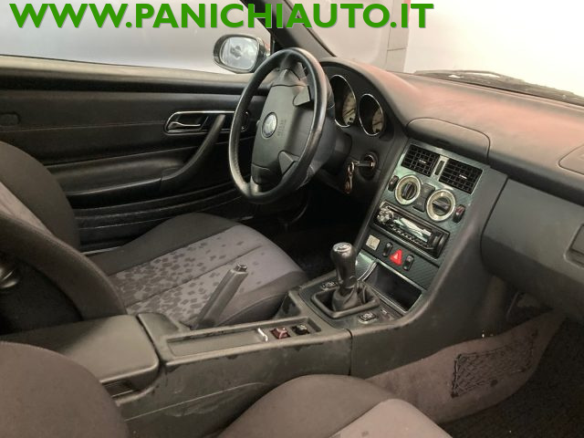MERCEDES-BENZ SLK 200 usata, con Pneumatici estivi