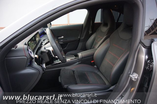 MERCEDES-BENZ CLA 220 usata, con Chiusura centralizzata
