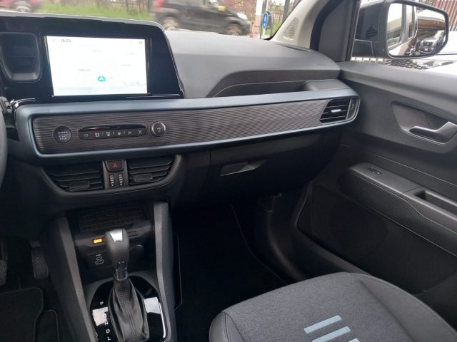 FORD Tourneo Courier usata 24