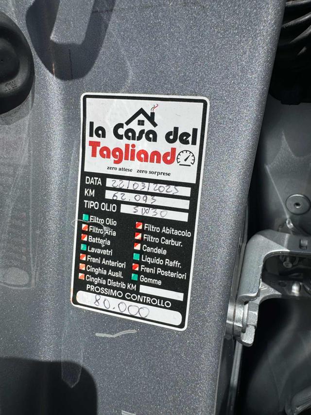 RENAULT Captur usata, con Leve al volante