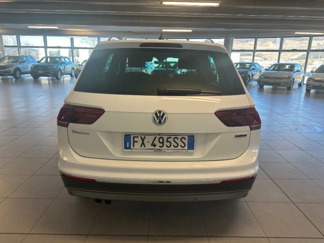 VOLKSWAGEN Tiguan usata, con Autoradio