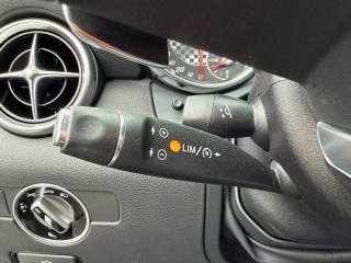 MERCEDES-BENZ SLC 300 usata, con USB