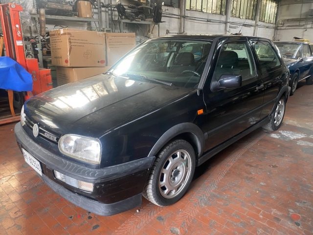 VOLKSWAGEN Golf usata, con Autoradio