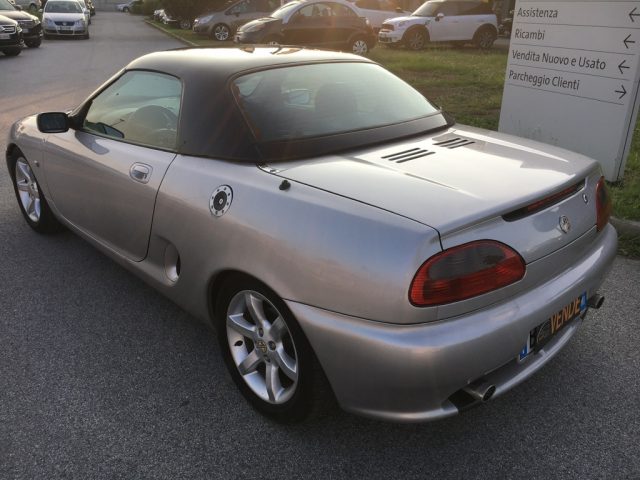 MG MGF usata, con Specchietti laterali elettrici