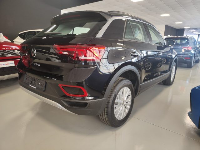 VOLKSWAGEN T-Roc usata, con Autoradio