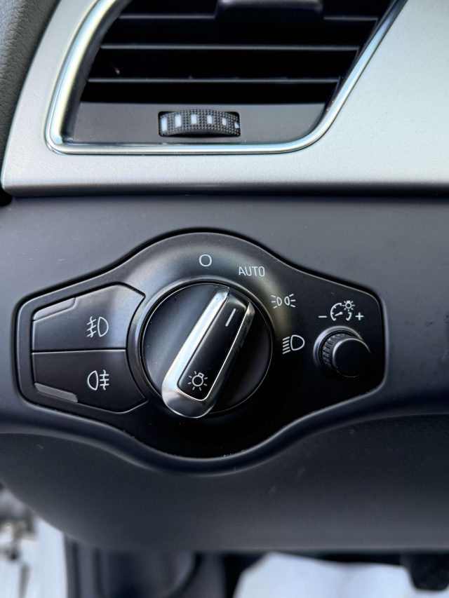 AUDI A4 usata, con Controllo automatico clima