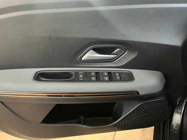 DACIA Sandero usata, con Autoradio