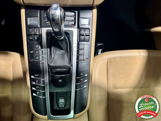 PORSCHE Macan usata, con Controllo trazione