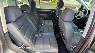 VOLKSWAGEN Touran usata, con Bracciolo