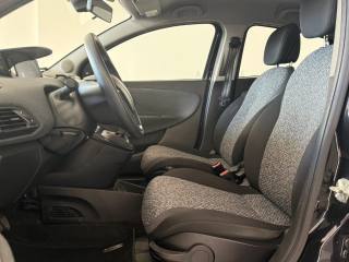 LANCIA Ypsilon usata 8