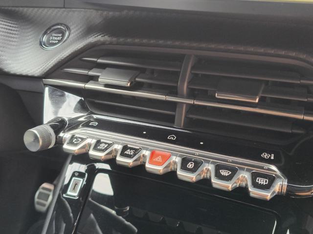 PEUGEOT 208 usata, con Fari LED