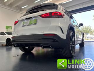 MERCEDES-BENZ GLA 200 usata, con Autoradio digitale
