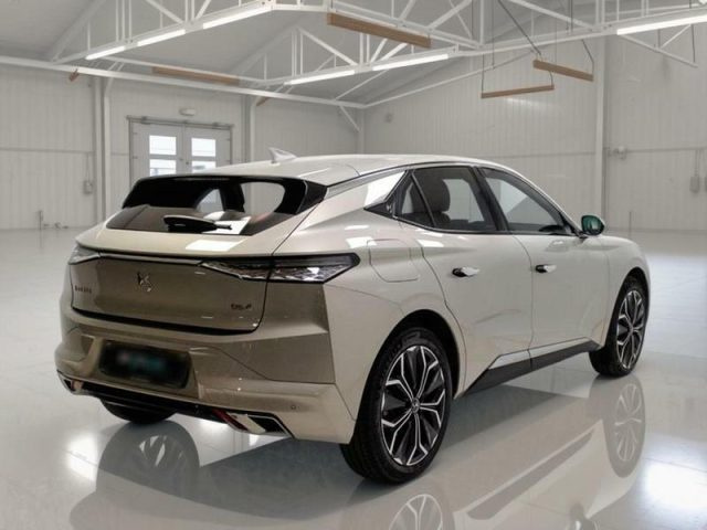 DS AUTOMOBILES DS 4 usata, con Autoradio