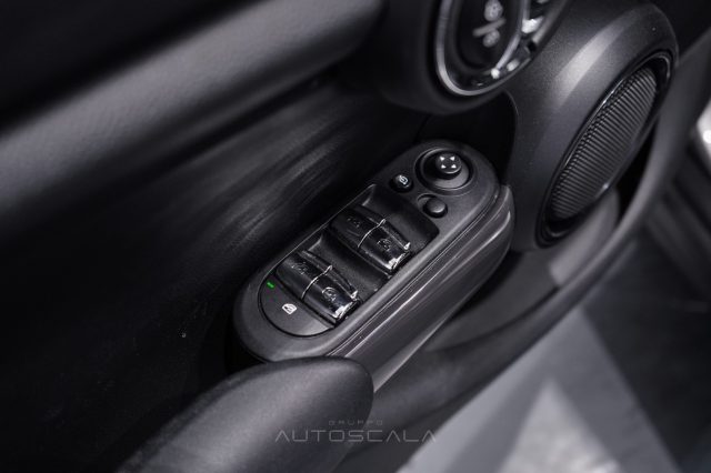 MINI Cooper D usata, con Controllo trazione